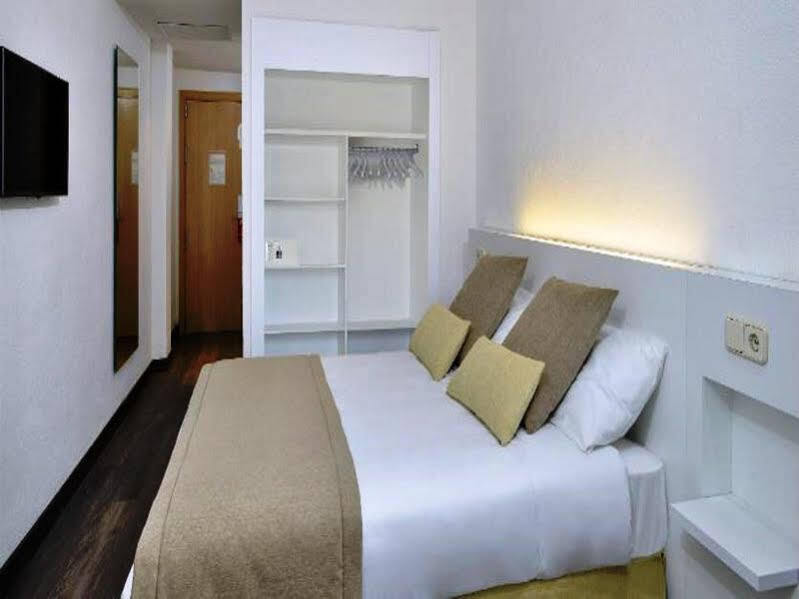Hotel Sol Palmanova Mirlos Tordos 3*